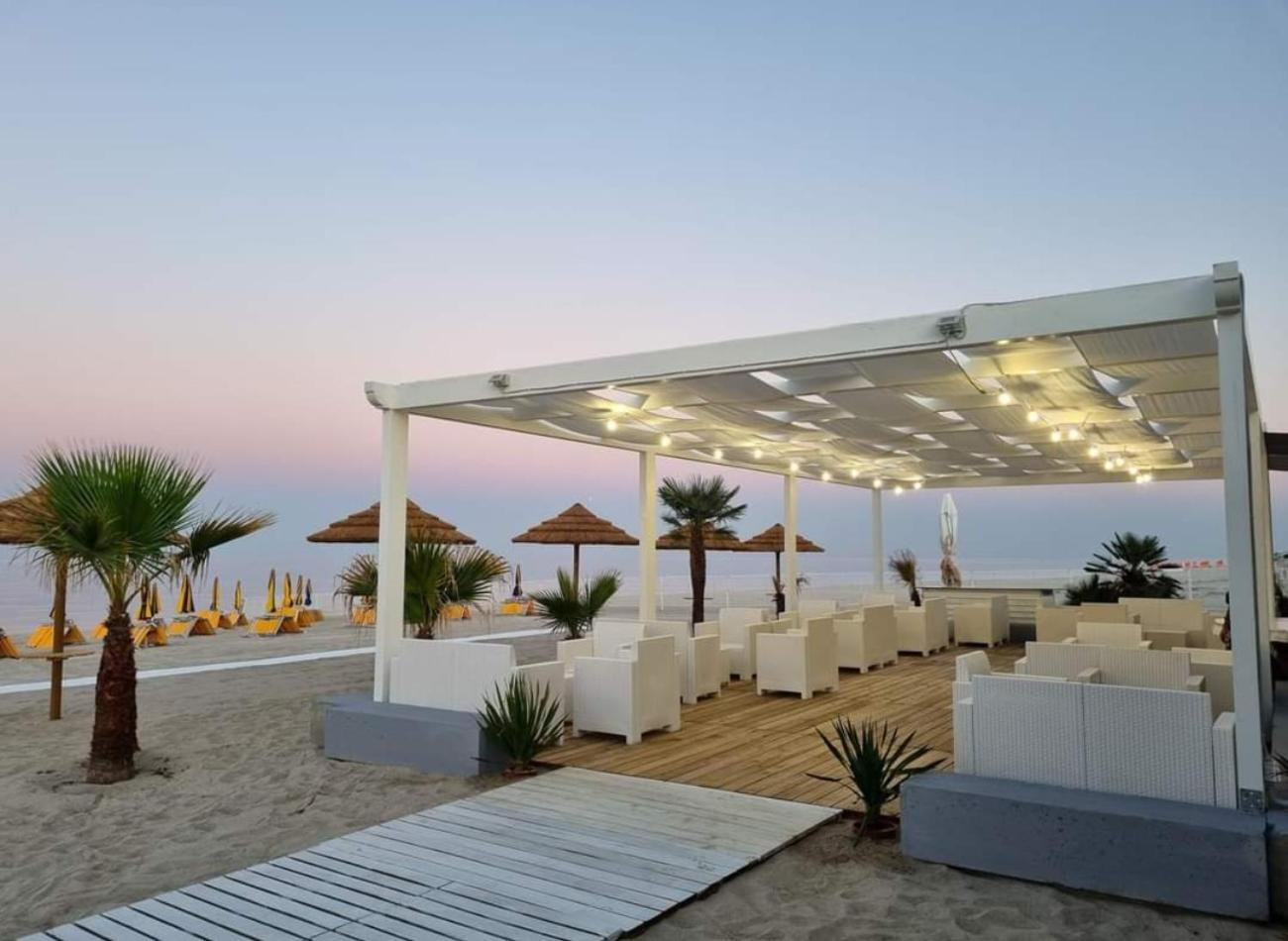 Freedom Village Soverato Marina Bagian luar foto
